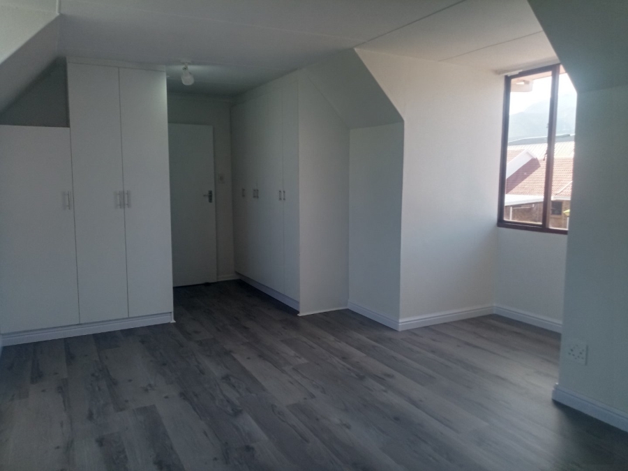 To Let 2 Bedroom Property for Rent in George Central Western Cape